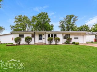 6805 Cherryvale Dr, Hazelwood, MO 63042