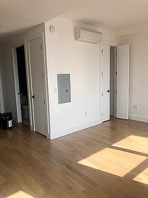 5th image of 325 Cypress Ave #7A