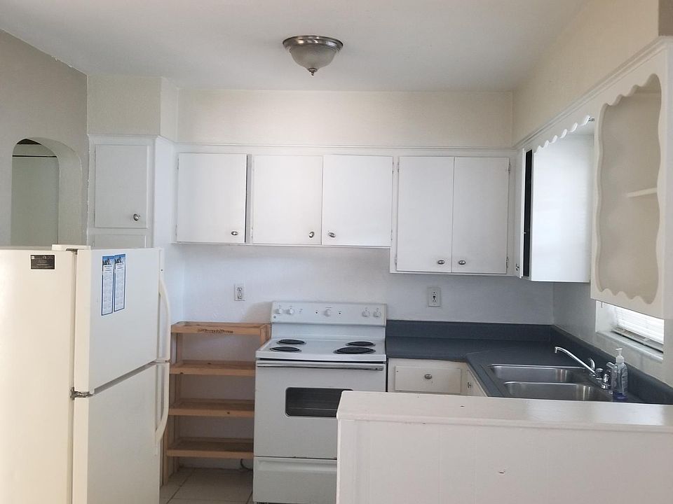 1st image of 1133 Grove St #1