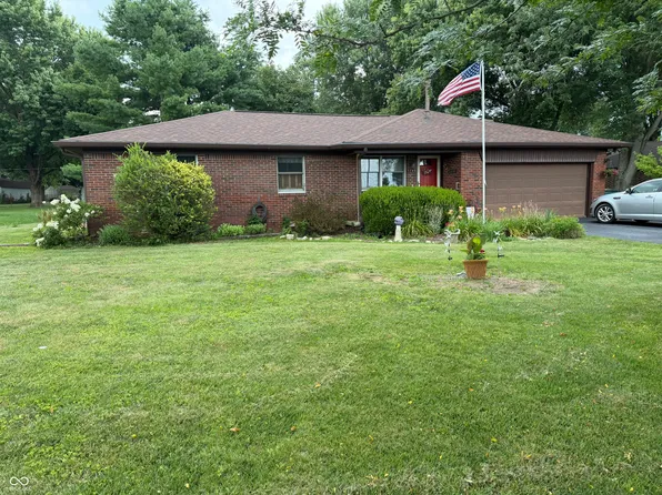 1755 Leerkamp Dr, Franklin, IN 46131