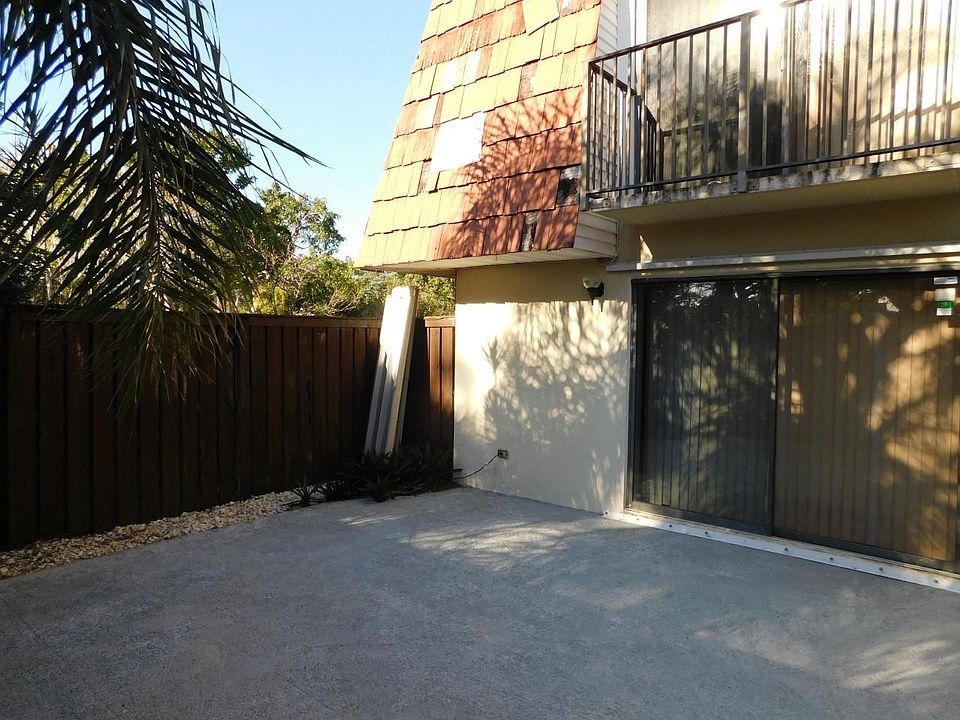 1st image of 2724 SW 15th St #2724