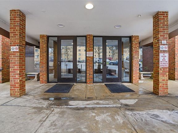 2nd image of 5 Bayard Rd APT 317