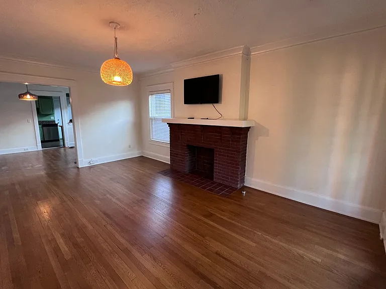 2476 Derbyshire Rd #6 — Photo 19