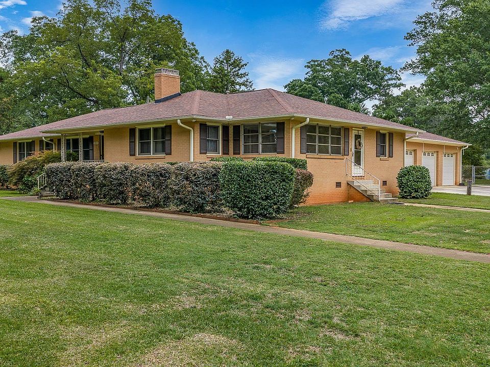 1st image of 3211 New Pond Rd