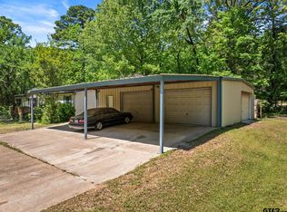 364 San Saba Ln, Mount Vernon, TX 75457