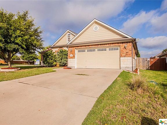 2nd image of 5832 Alexandria Dr