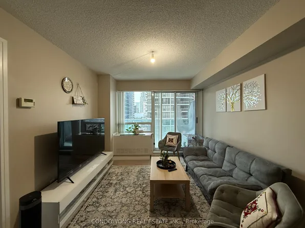 31 Bales Ave #1008, Toronto, ON M2N 7L6