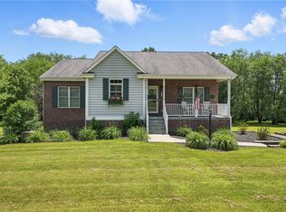 202 Ringneck Meadow Dr, Slippery Rock, PA 16057