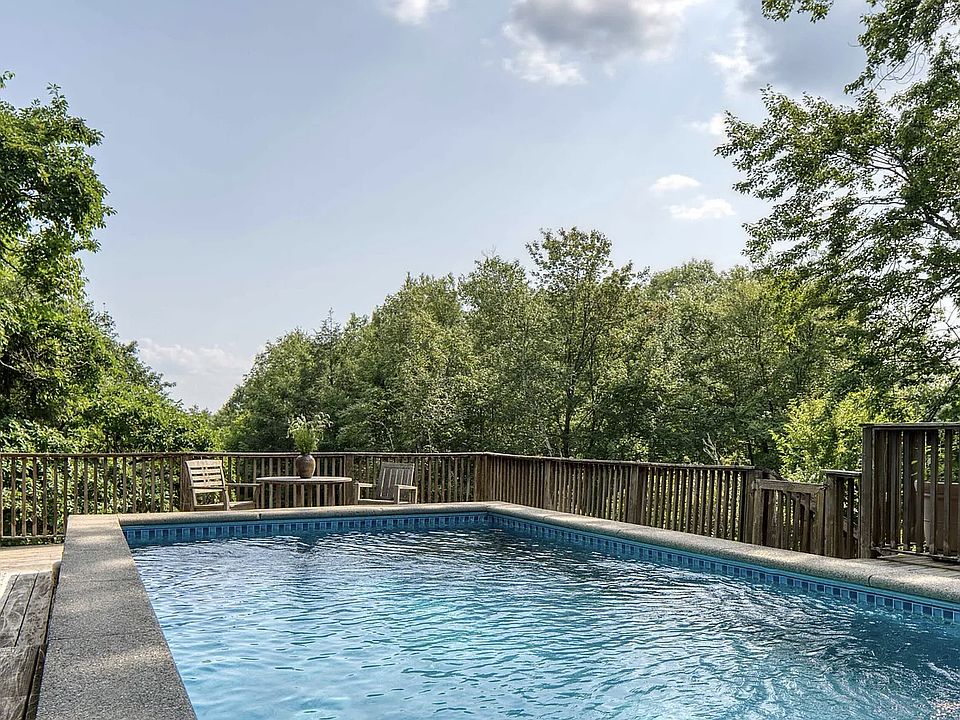 Heated pool