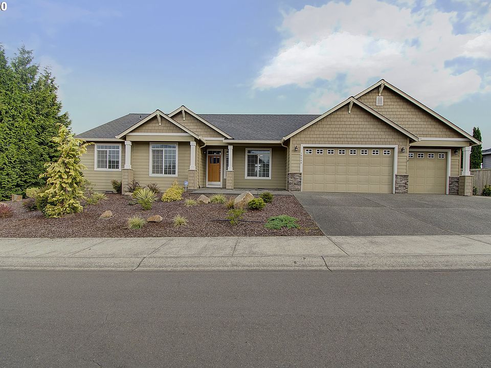 1st image of 10900 NE 109th St