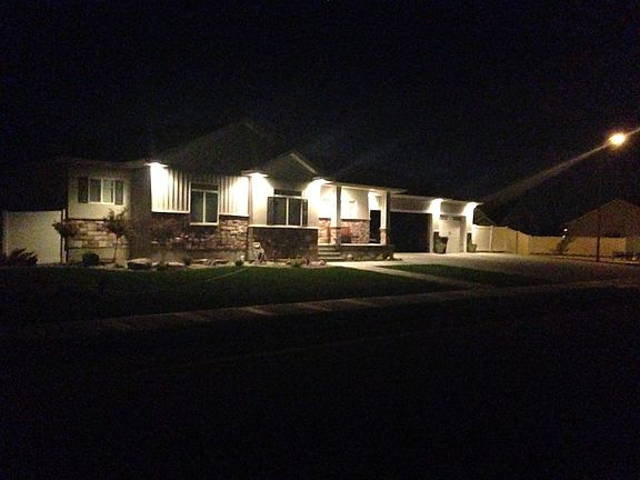 4th image of 4680 Blackstone Dr