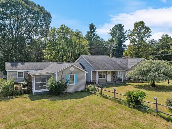 10440 Stewartsville Rd, Vinton, VA 24179