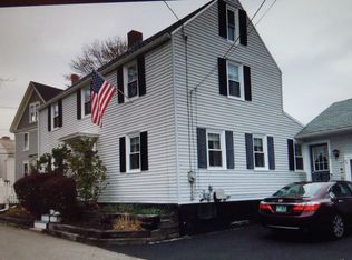 17 Pray St, Portsmouth, NH 03801