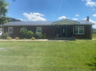 1086 Sweetwater Rd, Berea, KY 40403