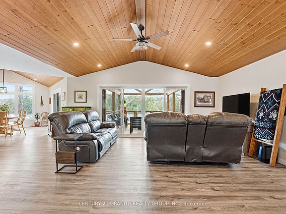 4th image of 1407 Abrams Rd W