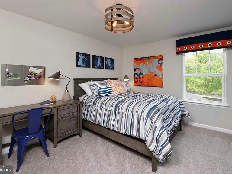 3348 Burton Dr — Photo 20