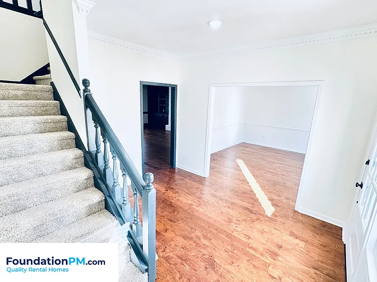 8712 Carrollwood Ln — Photo 9