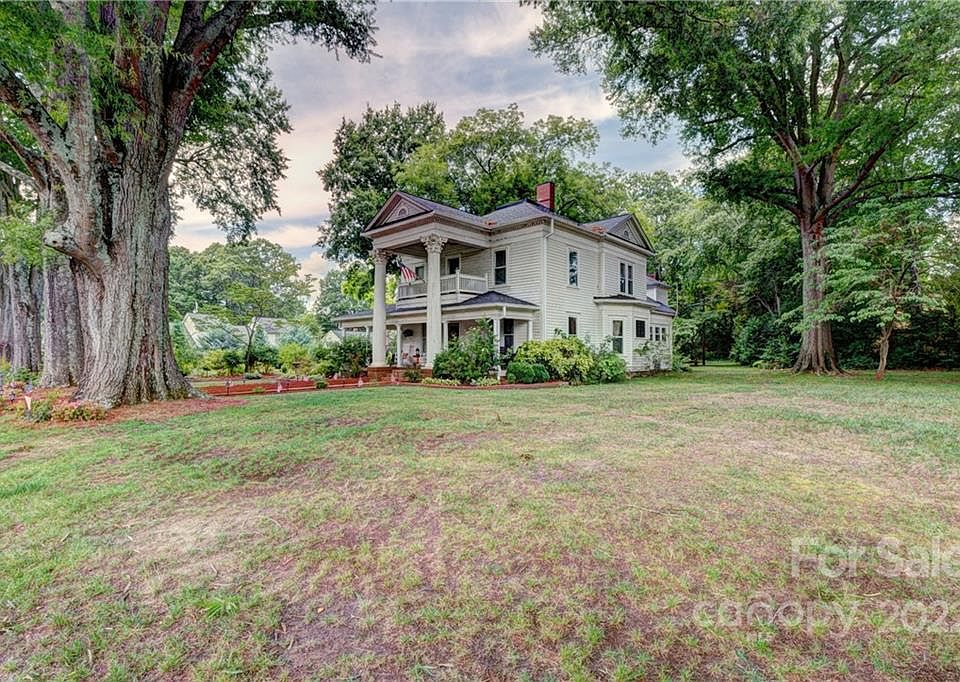 214 W Academy St, Cherryville, NC 28021 | Zillow