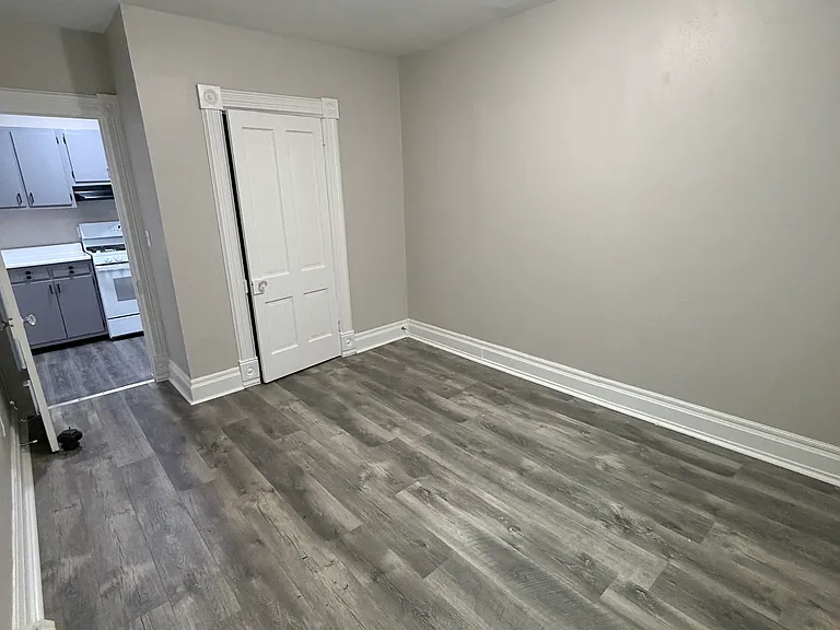 503 W Main St #D — Photo 12