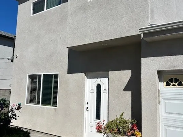 17647 Hamlin St, Van Nuys, CA 91406