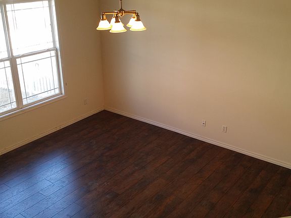 5th image of 64 Fuller Cir