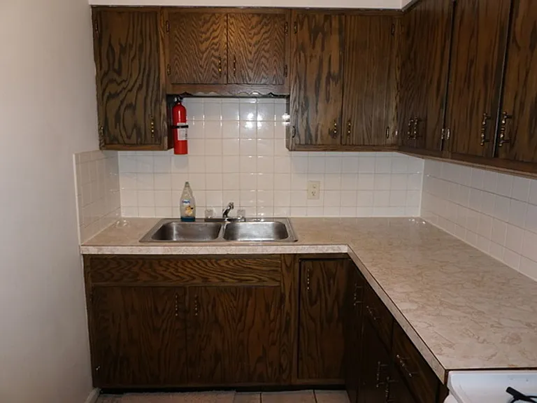 202 S Munroe St — Photo 26