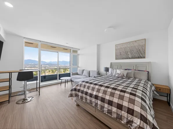 (undisclosed Address), Surrey, BC V3T 2H2