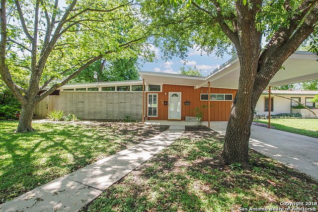 1st image of 454 Gilbert Ln