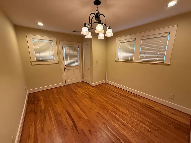 112 Cedar St — Photo 3