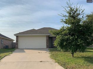 224 Amber Ln, Jarrell, TX 76537
