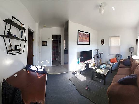 2nd image of 11 Cedar St