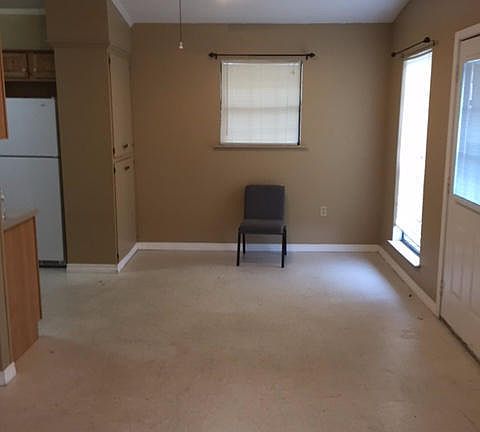 4th image of 4708 Old Mobile Ave