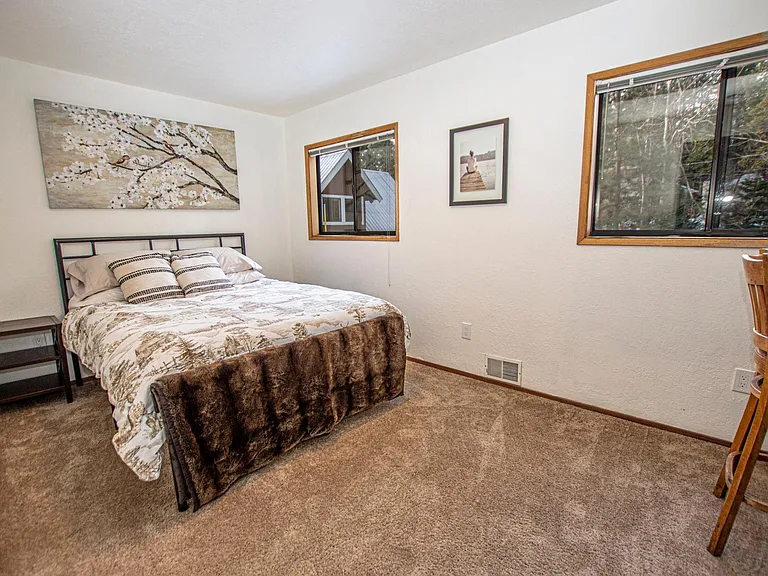 7056 W Lake Blvd — Photo 9