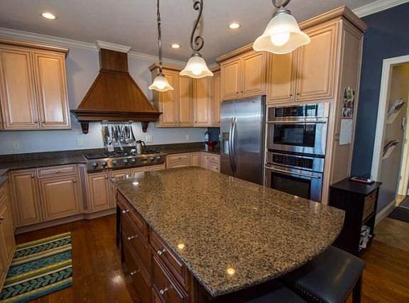4th image of 10071 Glynwater Ct