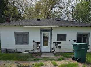 120 2nd St, Ionia, MI 48846