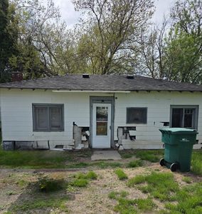120 2nd St, Ionia, MI, 48846