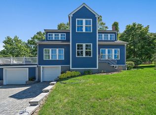 26 Davis Rd, Braintree, MA 02184