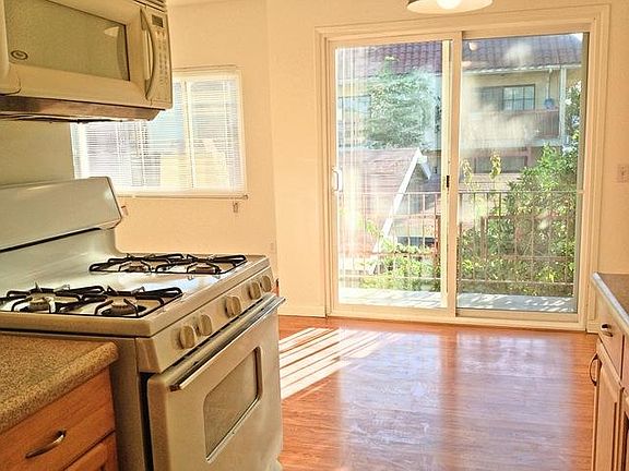 5th image of 207 W Garfield Ave APT 7