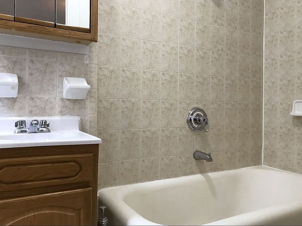 2nd image of 540 W 143rd St APT 27b