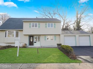 620 S Laurel Ave, Hazlet, NJ 07730