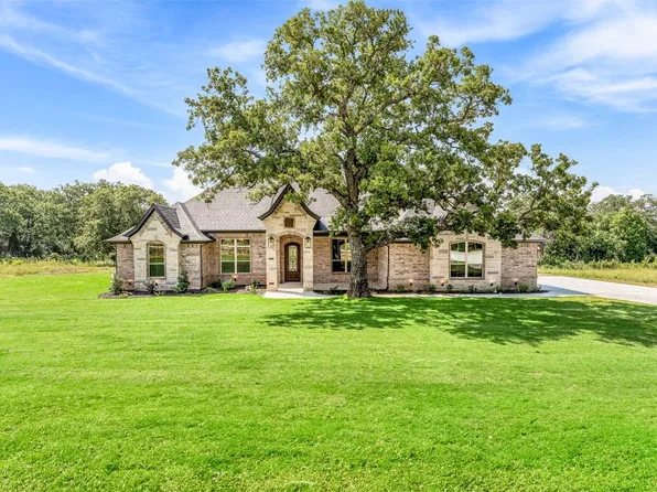 180 Hassler Dr, Stephenville, TX 76401