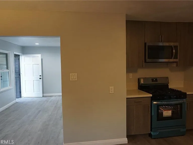 137 W Olive St #3 — Photo 12