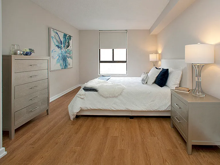 334 Dundas St E — Photo 7