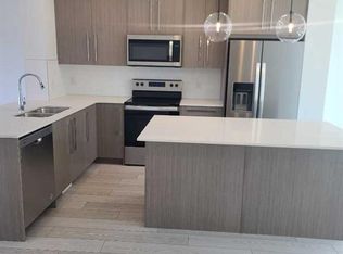 335 Creekside Way SW #403, Calgary, AB T2X5B2