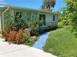 2200 Estey Ave, Naples, FL 34104