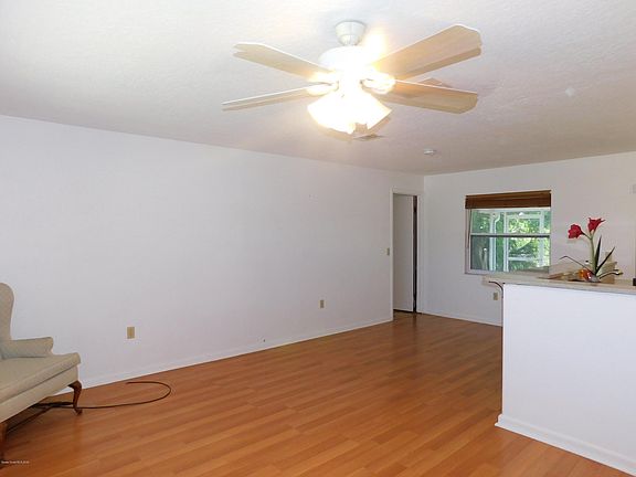 2nd image of 2180 Porpoise St