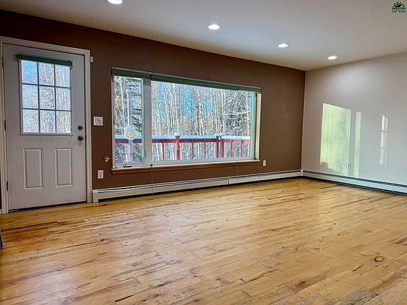 4th image of 511 Hagelbarger Ave