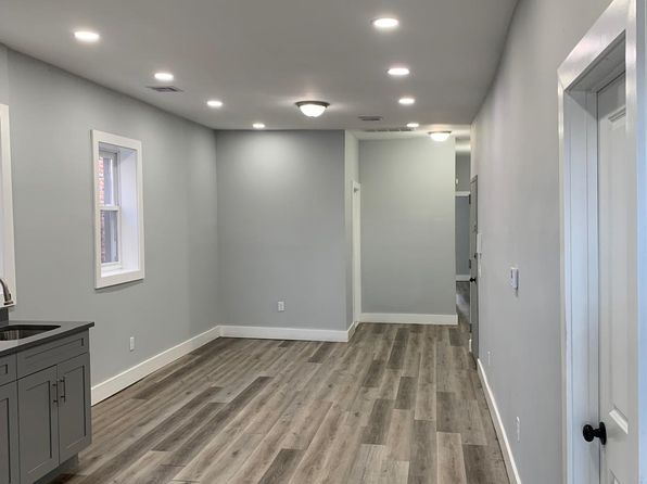 186 Hawthorne Ave #3L