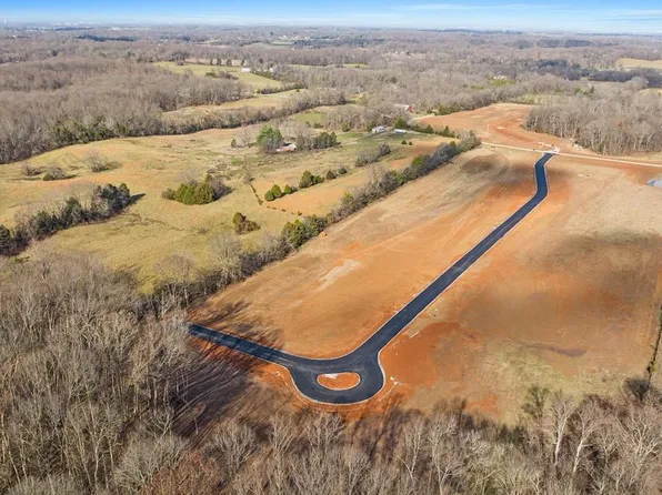 10 Hazel Farms Dr, Alvaton, KY 42122