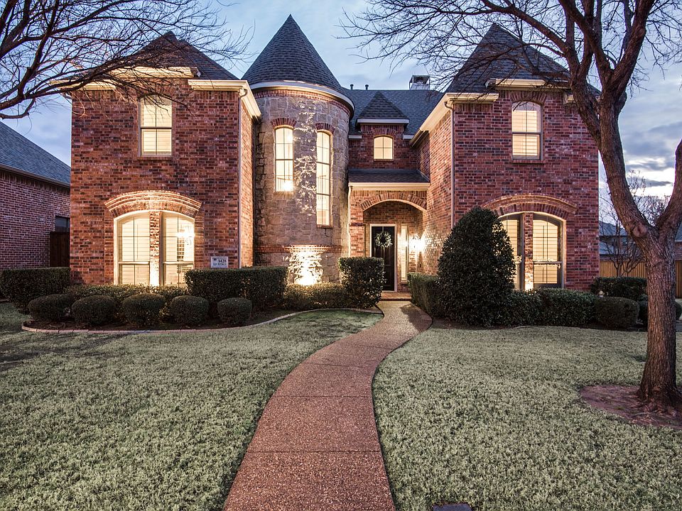 1428-van-winkle-dr-carrollton-tx-High-Res-1greener.jpg